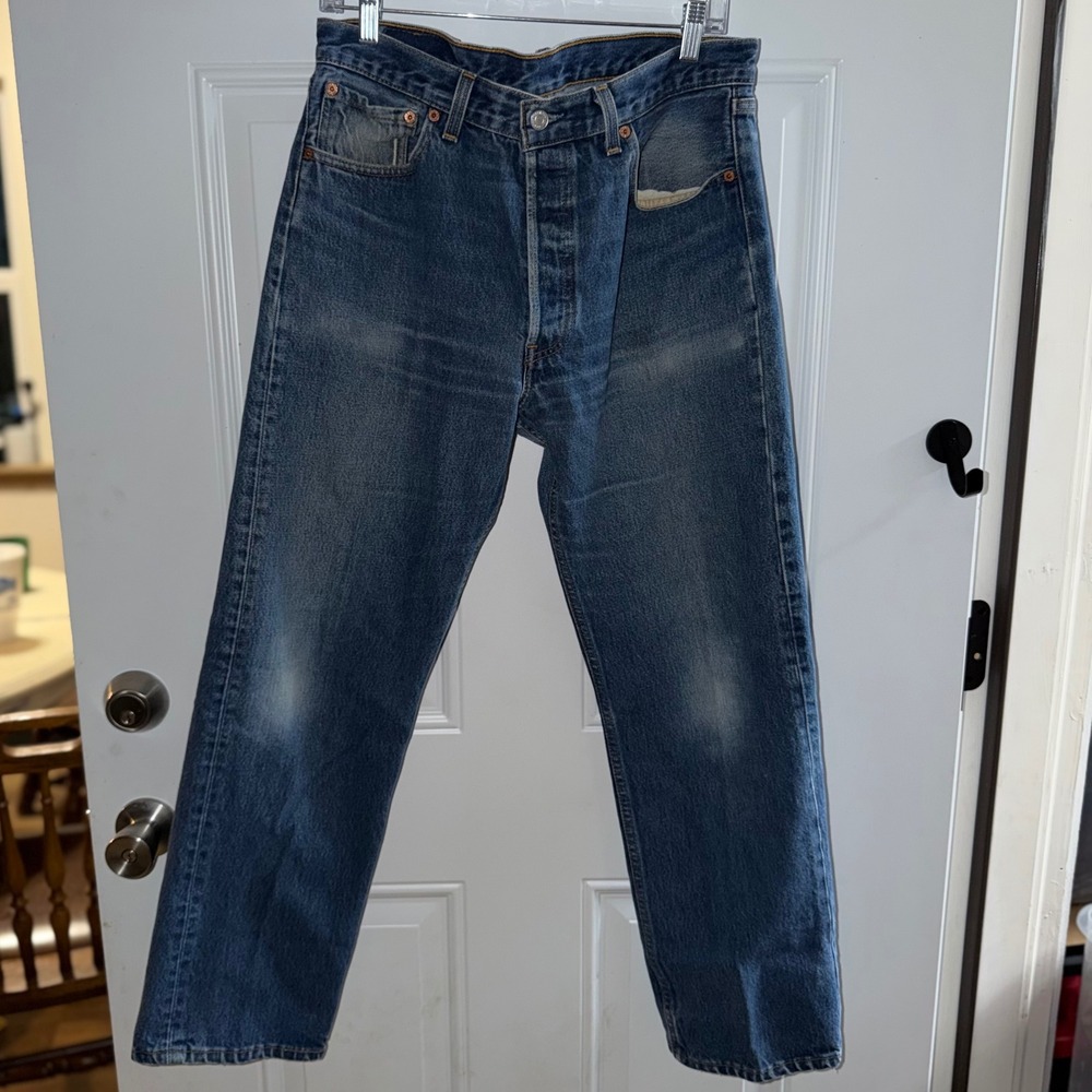 Vintage 90's Levis 34x30 Button Fly Medium Wash Made in USA 501-0115